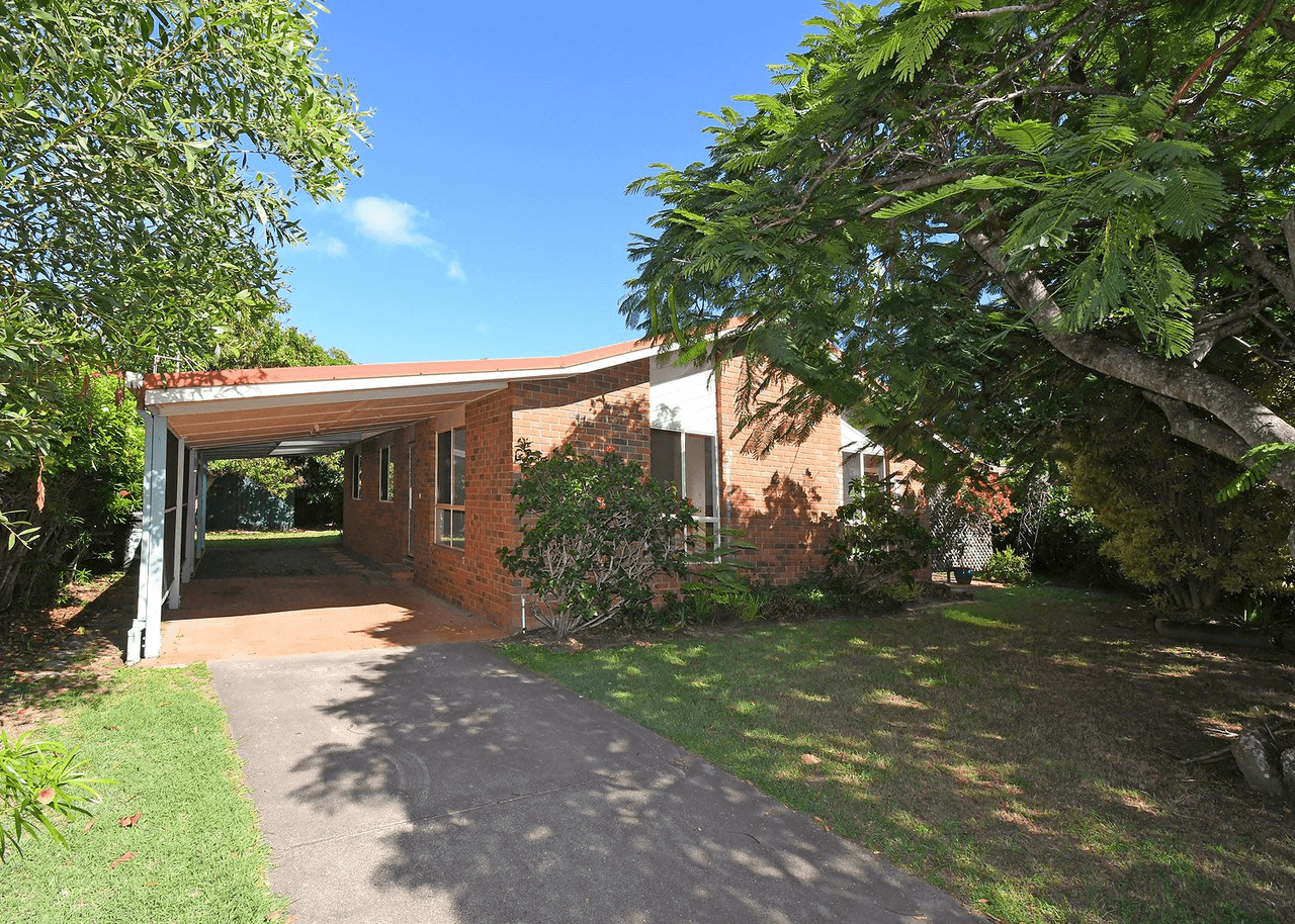 9 Capri Court, Point Vernon, QLD 4655