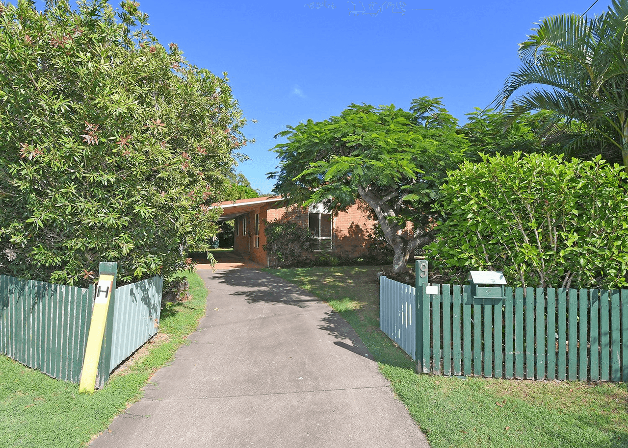 9 Capri Court, Point Vernon, QLD 4655