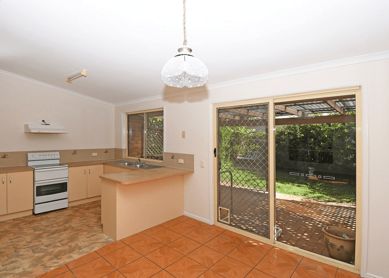 9 Capri Court, Point Vernon, QLD 4655