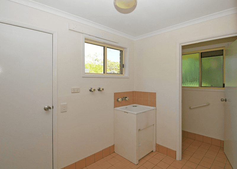 9 Capri Court, Point Vernon, QLD 4655