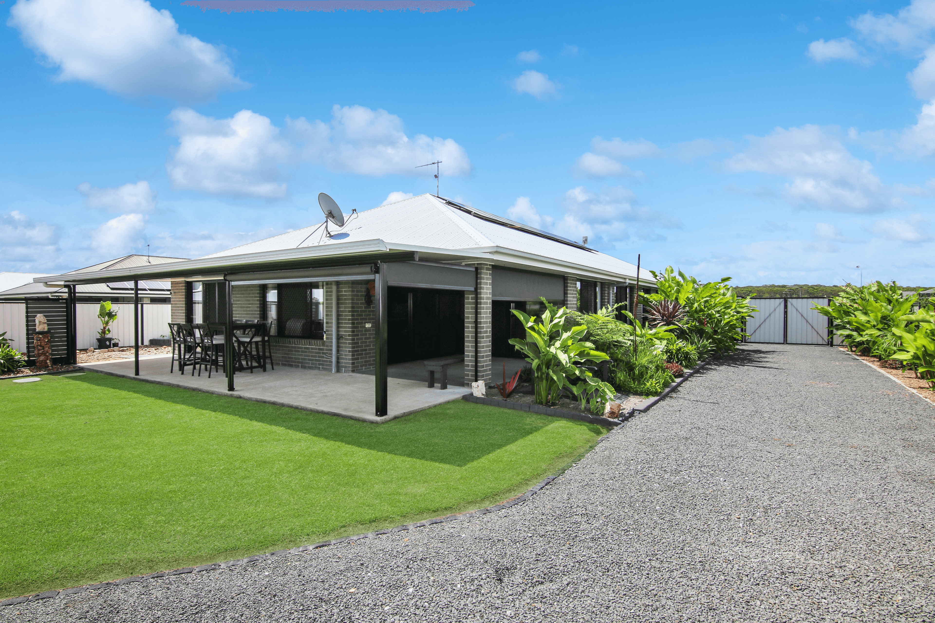 16 Mahalo Road, Booral, QLD 4655