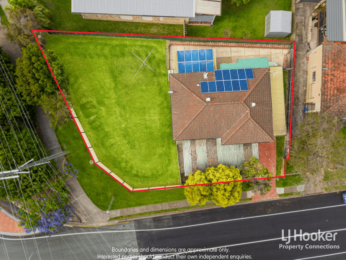 1 Folkstone Avenue, Albany Creek, QLD 4035