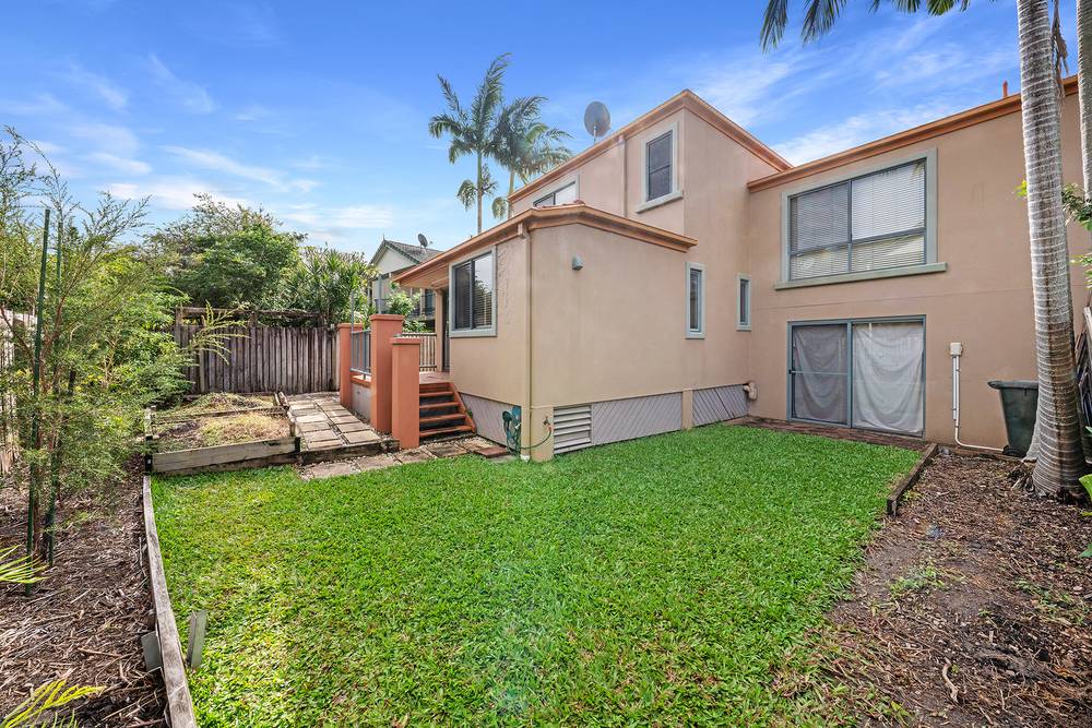 44/20 Fairway Drive, CLEAR ISLAND WATERS, QLD 4226