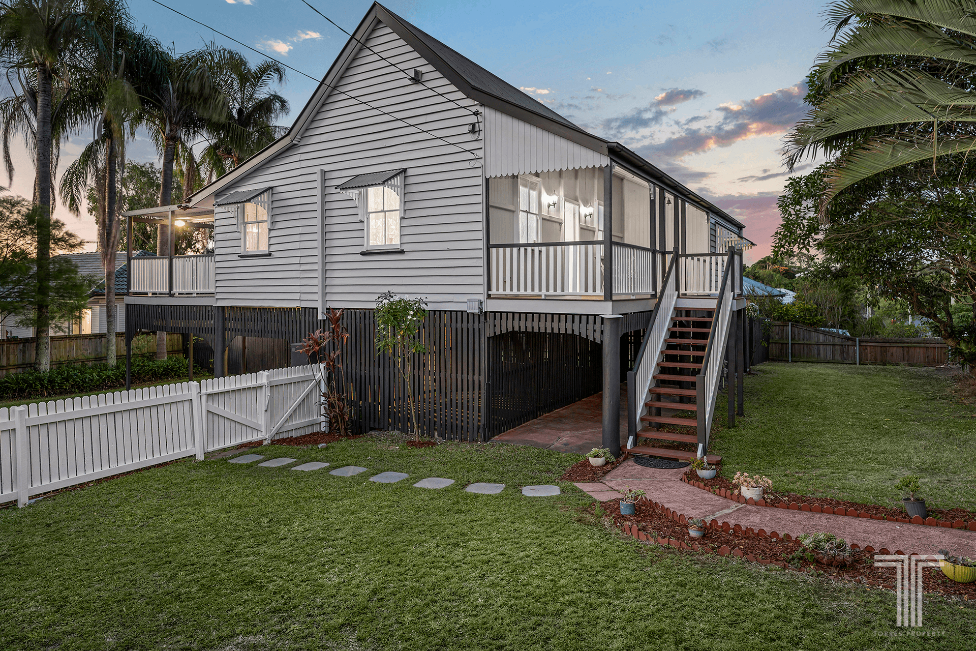 148 Oates Avenue, Holland Park, QLD 4121