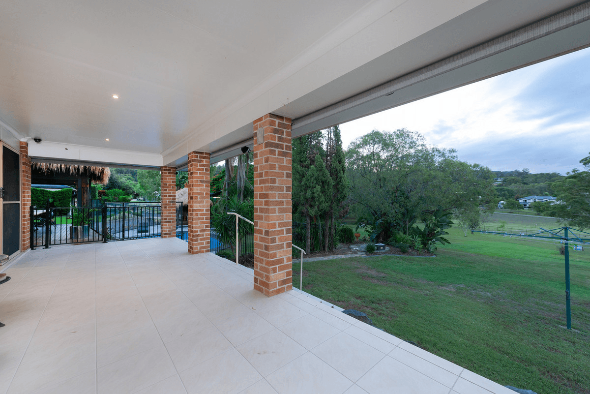 9 Mobbs Place, ORMEAU, QLD 4208