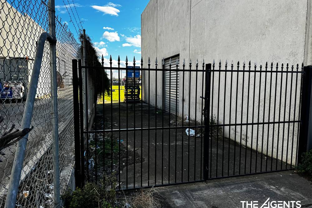 4/121 Fairbairn Road, Sunshine West, VIC 3020