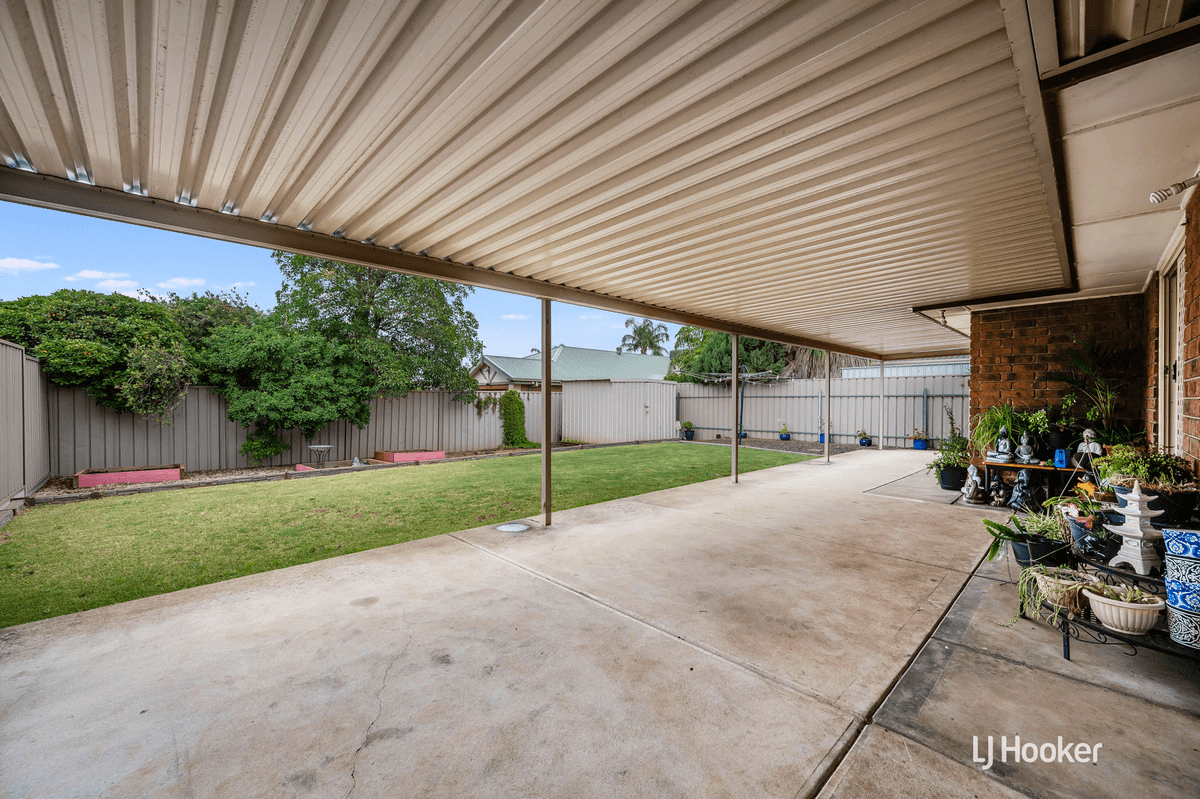 7 Cassinia Street, CRAIGMORE, SA 5114