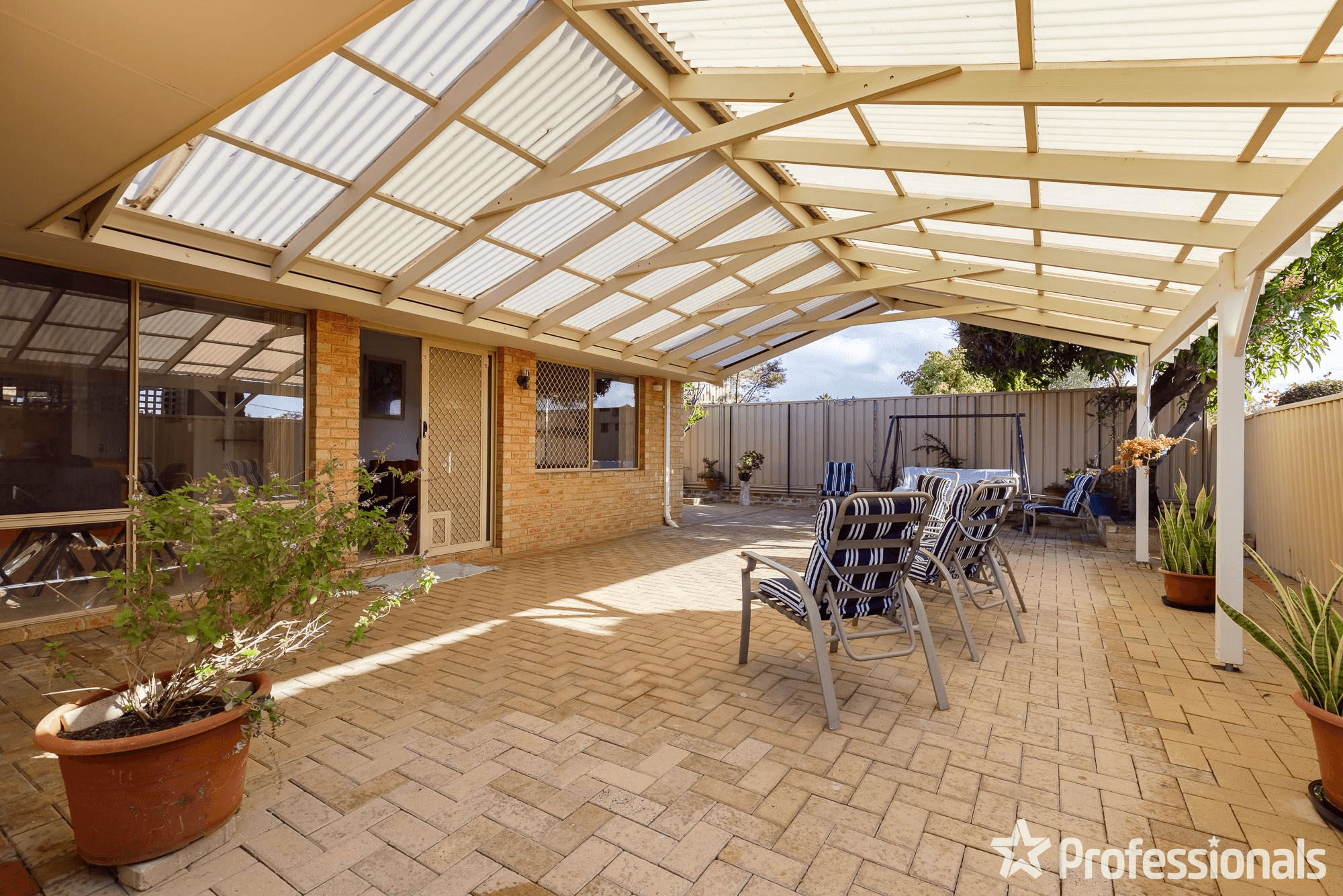 135 Pinetree Gully Road, WILLETTON, WA 6155