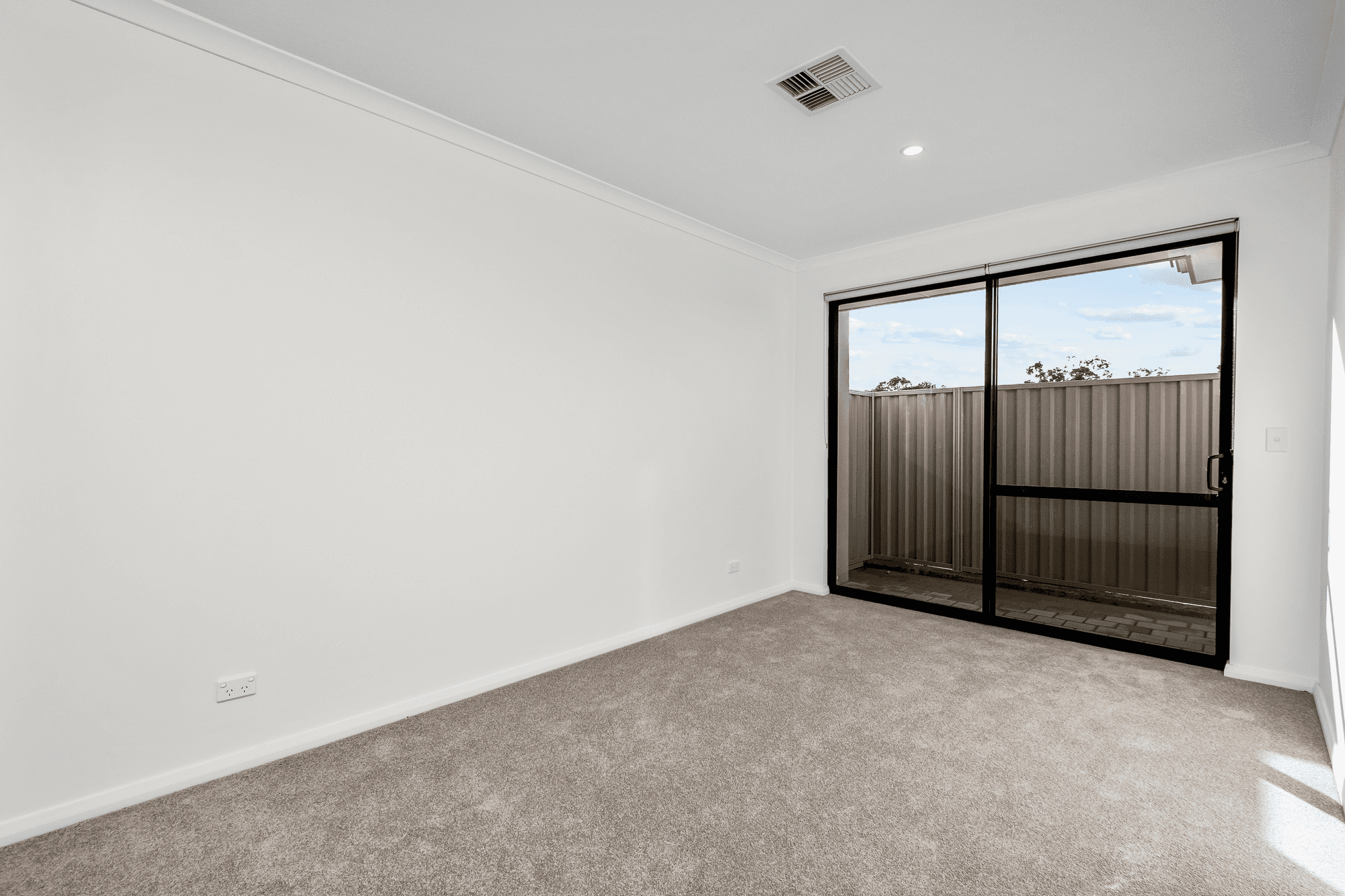 18 Brooks Street, KALAMUNDA, WA 6076