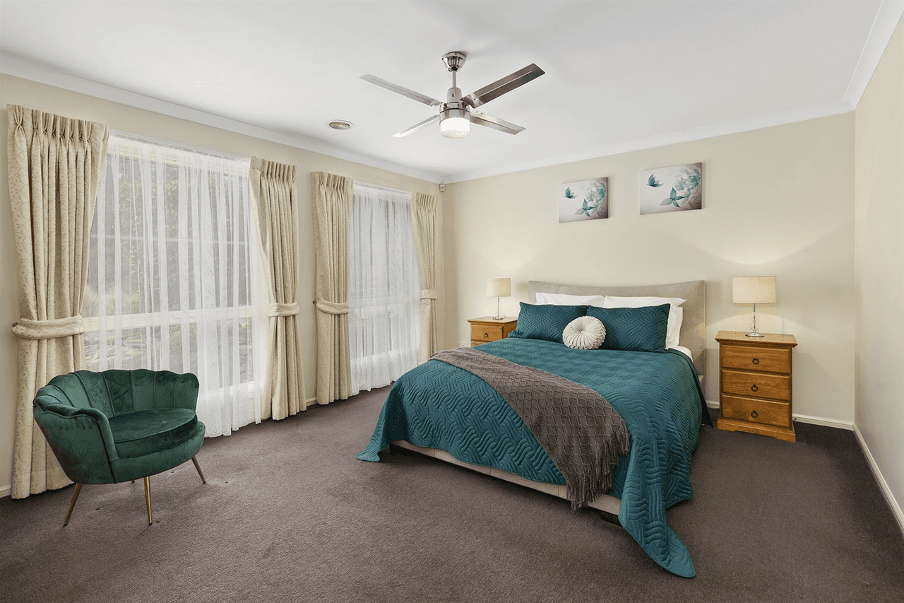 3 Viewgrand Rise, Lysterfield, VIC 3156