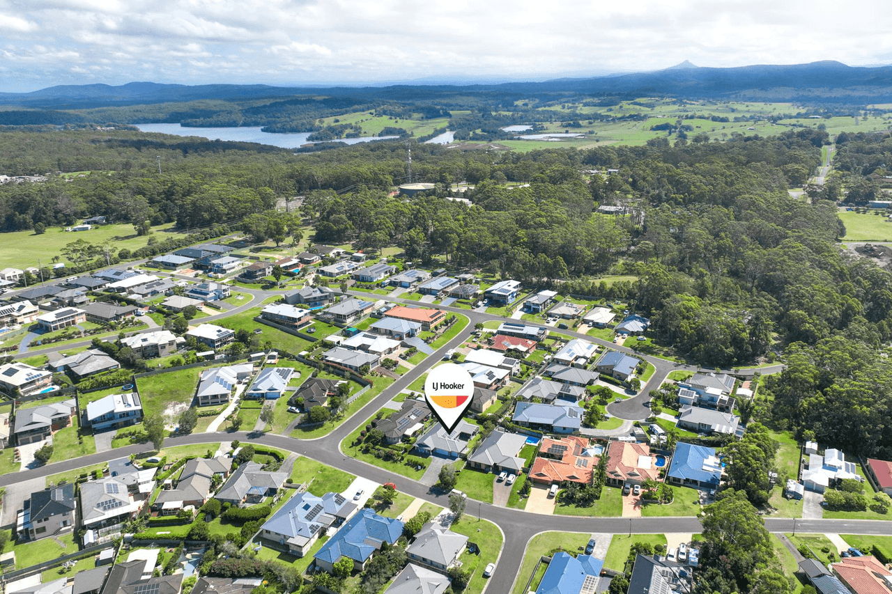 67 Golden Wattle Drive, ULLADULLA, NSW 2539