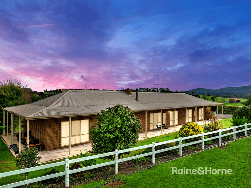 65 Garfield North Road, GARFIELD NORTH, VIC 3814