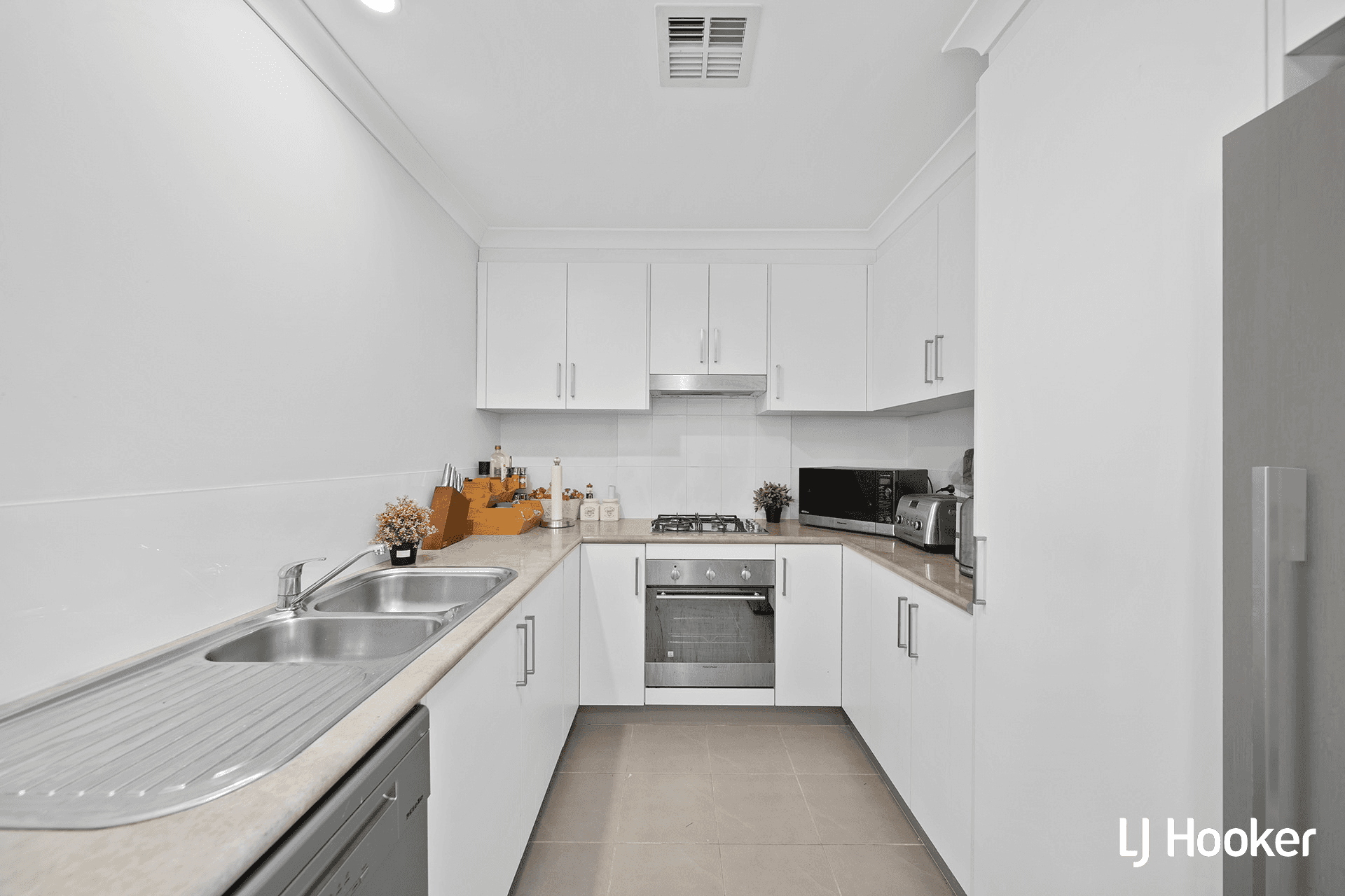 116 Oodgeroo Avenue, FRANKLIN, ACT 2913