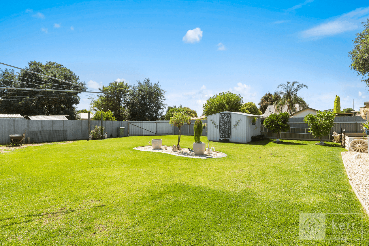 94 Coree Street, Finley, NSW 2713