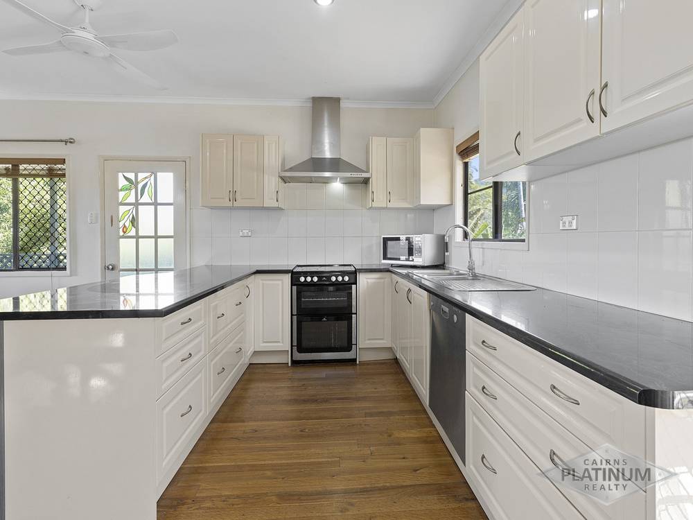 7 Kerryanne Close, Smithfield, QLD 4878