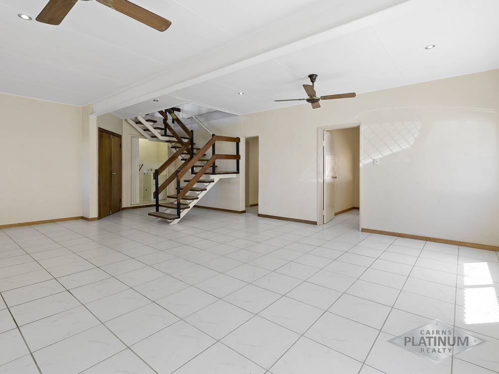 7 Kerryanne Close, Smithfield, QLD 4878