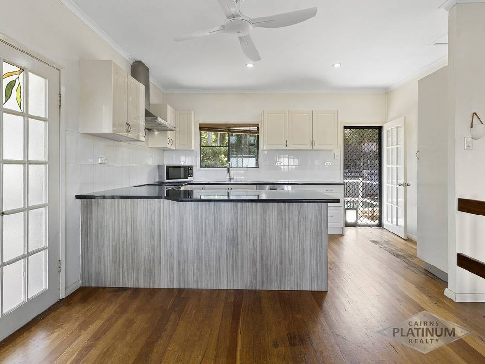 7 Kerryanne Close, Smithfield, QLD 4878