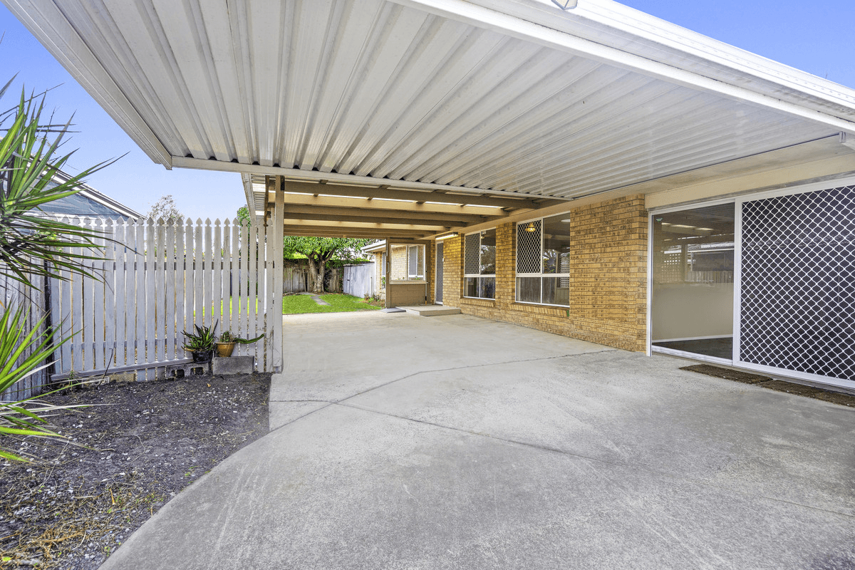 23 Harrier Drive, Burleigh Waters, QLD 4220