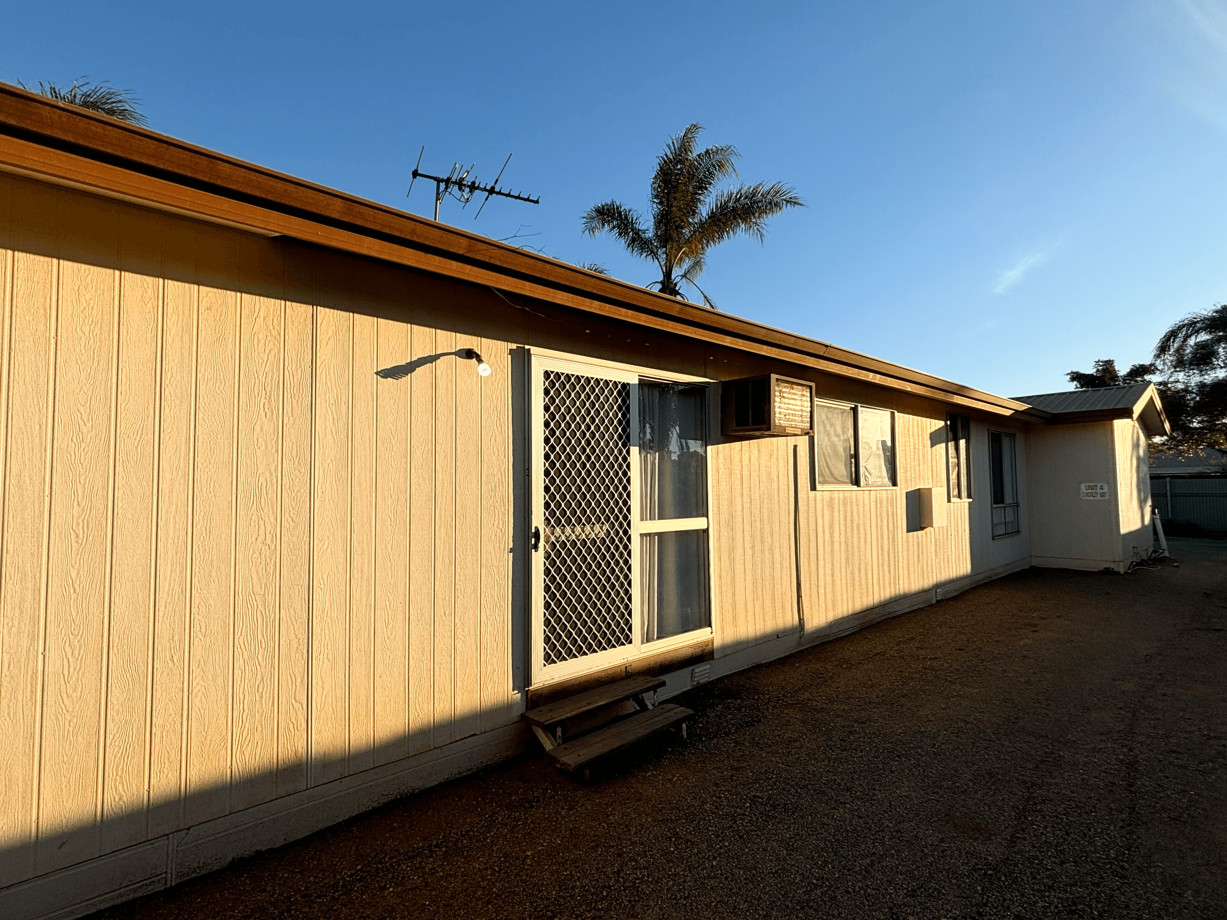 3/3 Morley Way, SOUTH KALGOORLIE, WA 6430