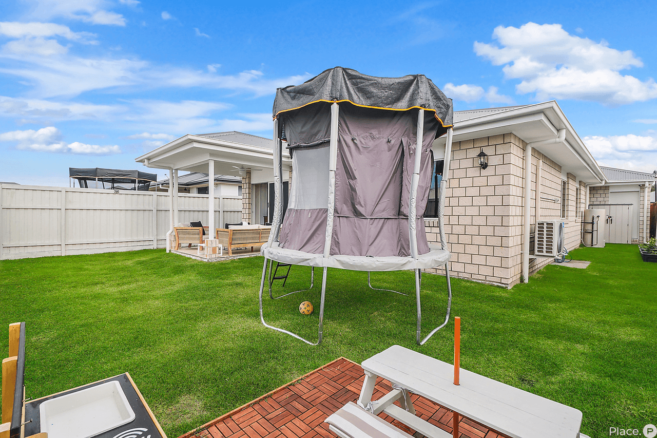 3 Satinash Street, Park Ridge, QLD 4125