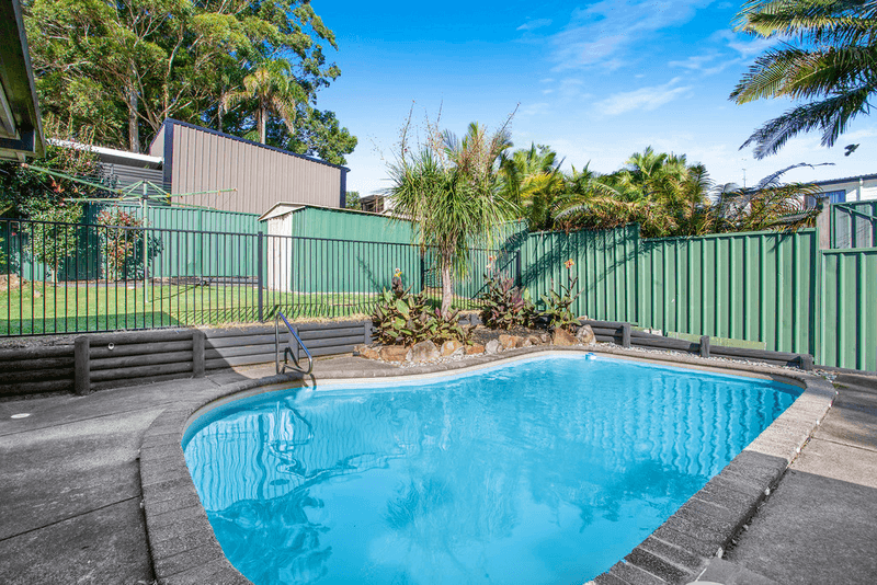 7 Collaroy Close, CHITTAWAY BAY, NSW 2261