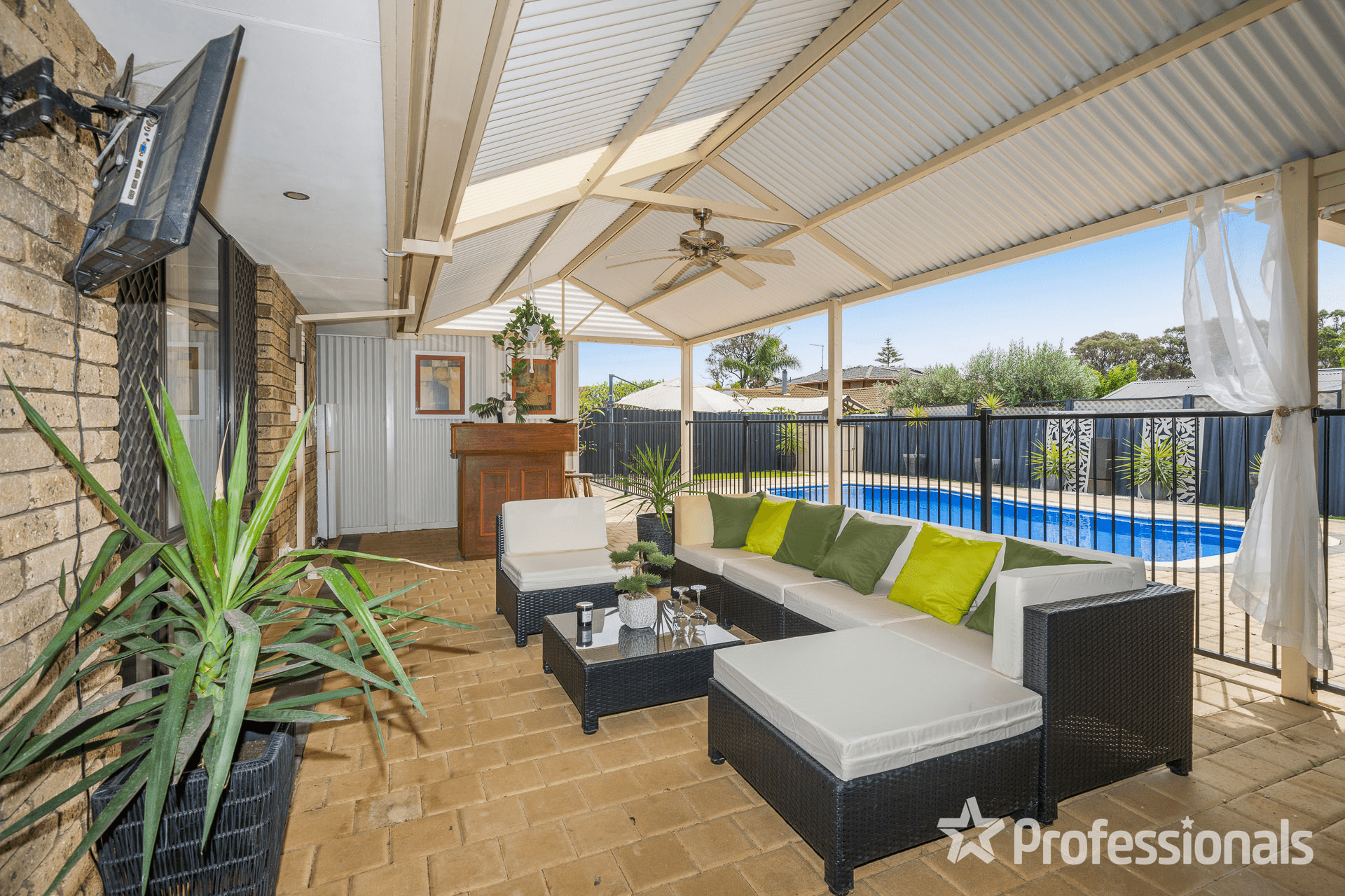 11 Claygate Way, KINGSLEY, WA 6026