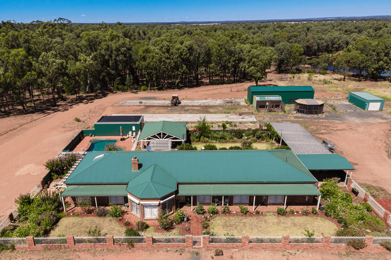 915 Thanowring Road, TEMORA, NSW 2666