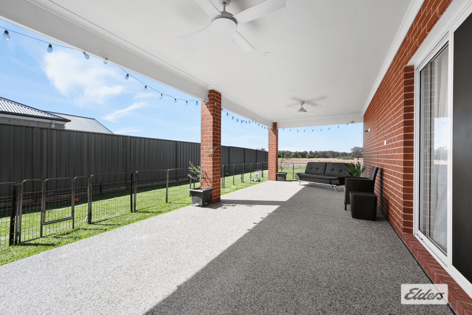 137 Hillford Circuit, Thurgoona, NSW 2640