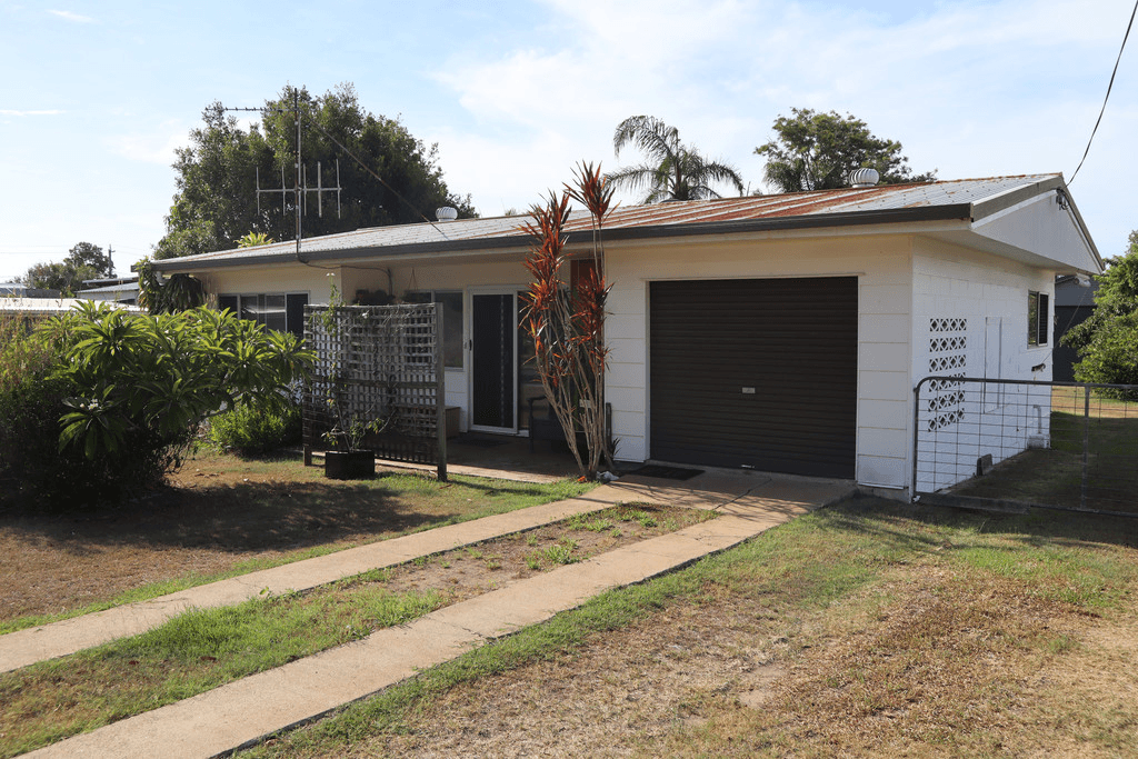 36 TOTNESS Street, TORQUAY, QLD 4655