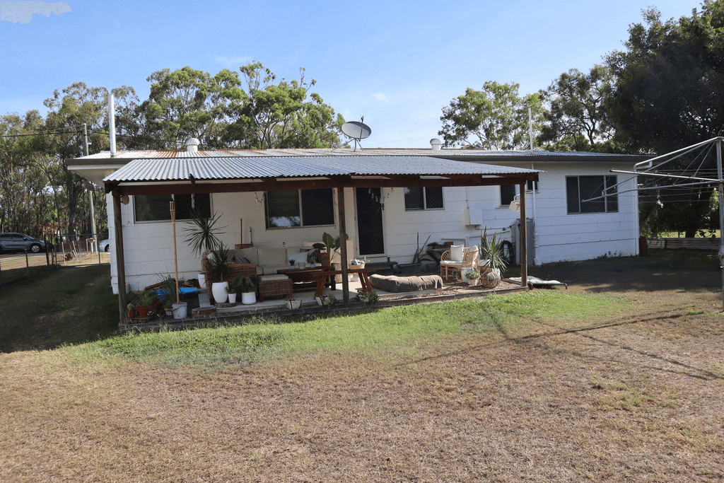 36 TOTNESS Street, TORQUAY, QLD 4655