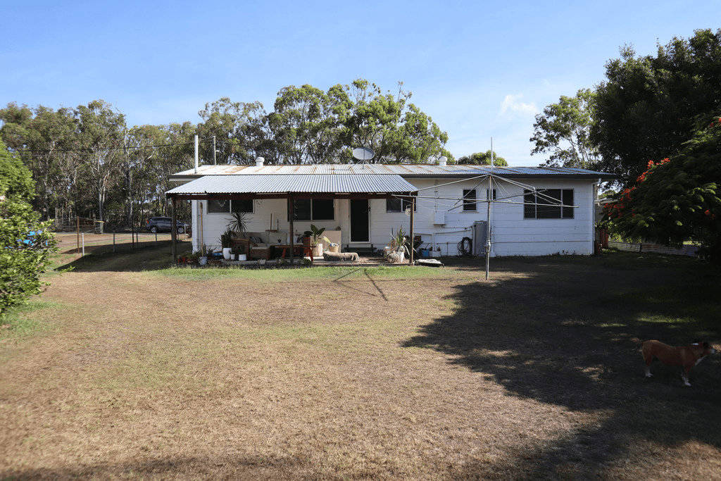 36 TOTNESS Street, TORQUAY, QLD 4655