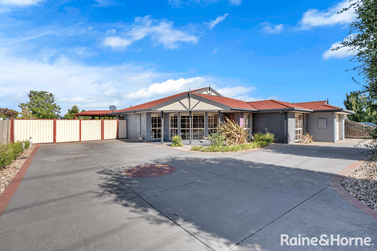 239 Mitchells Lane, SUNBURY, VIC 3429