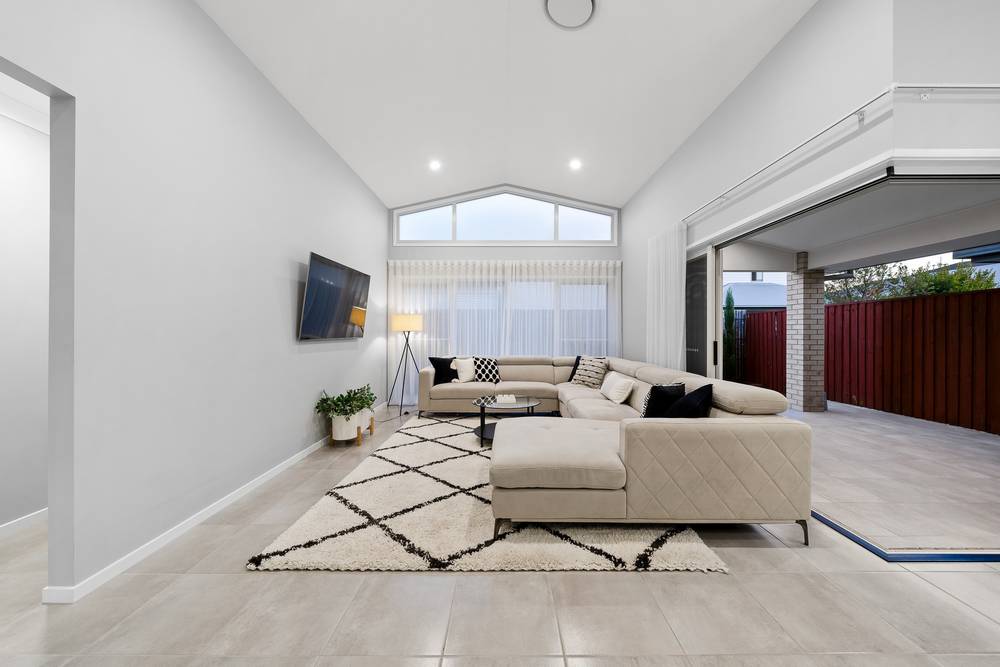 8 Kite Close, Pallara, QLD 4110