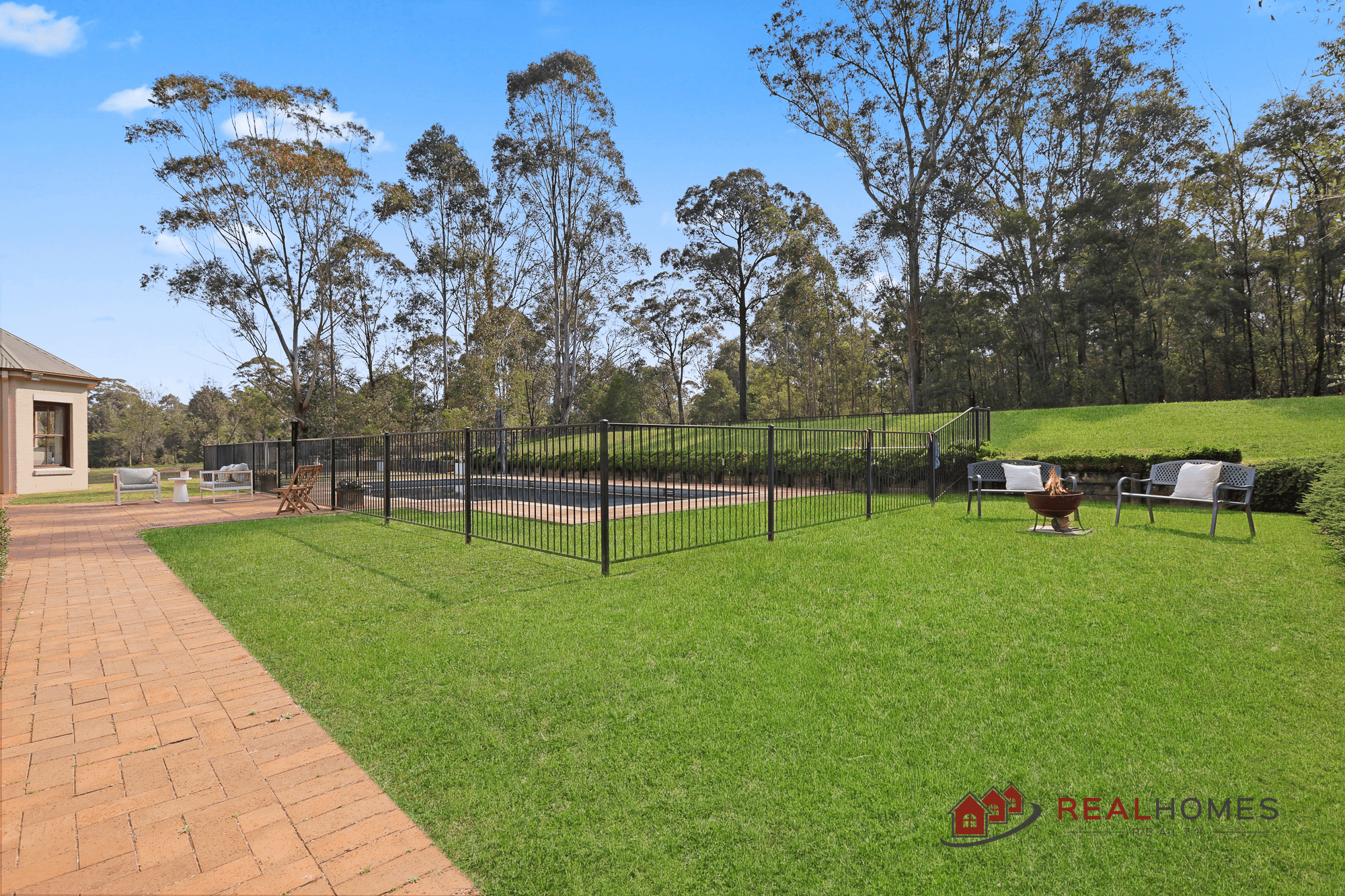 13 Donohoes Avenue, MULGOA, NSW 2745