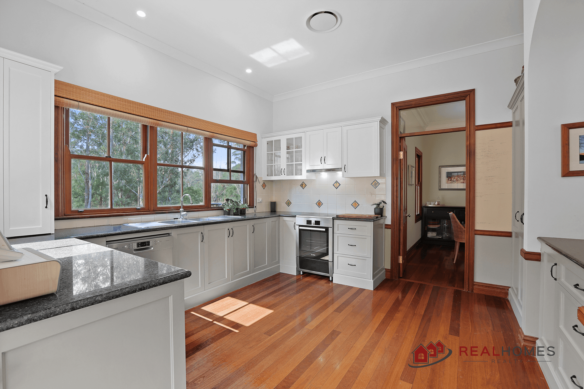 13 Donohoes Avenue, MULGOA, NSW 2745