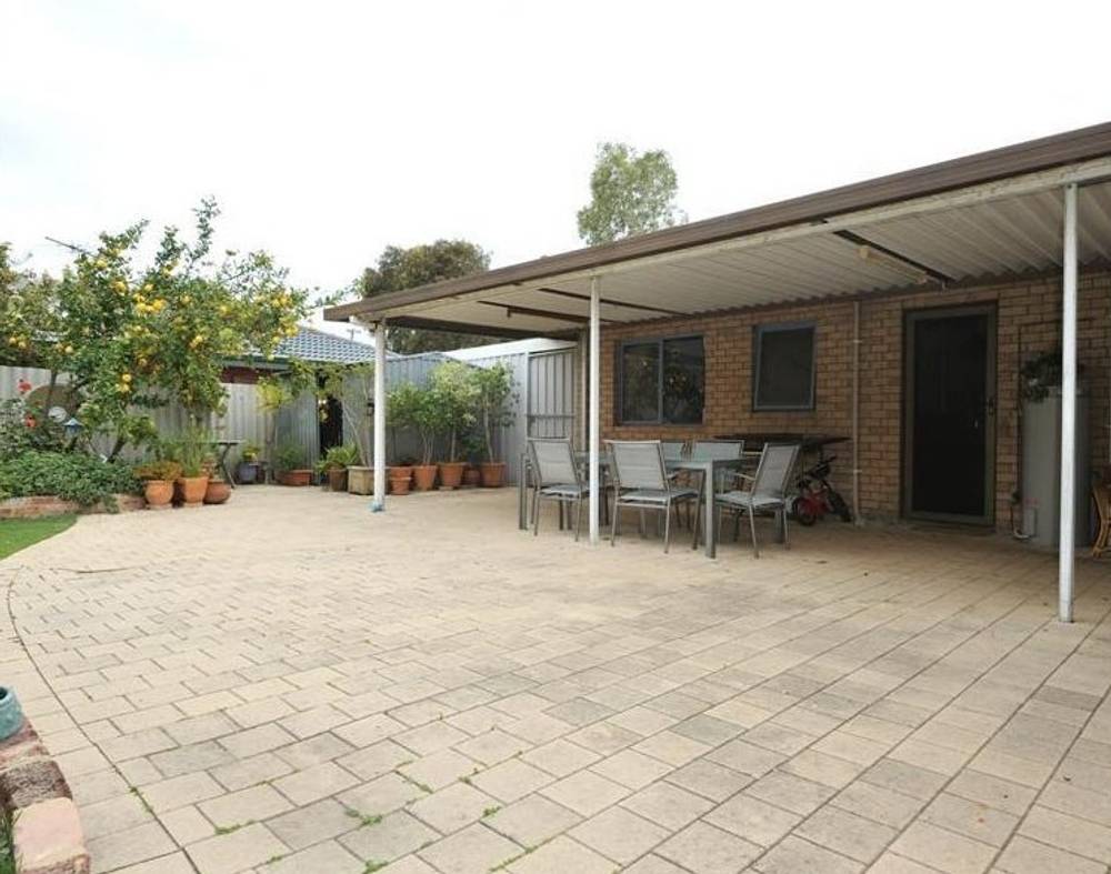 3 Pinedale Way, SAFETY BAY, WA 6169