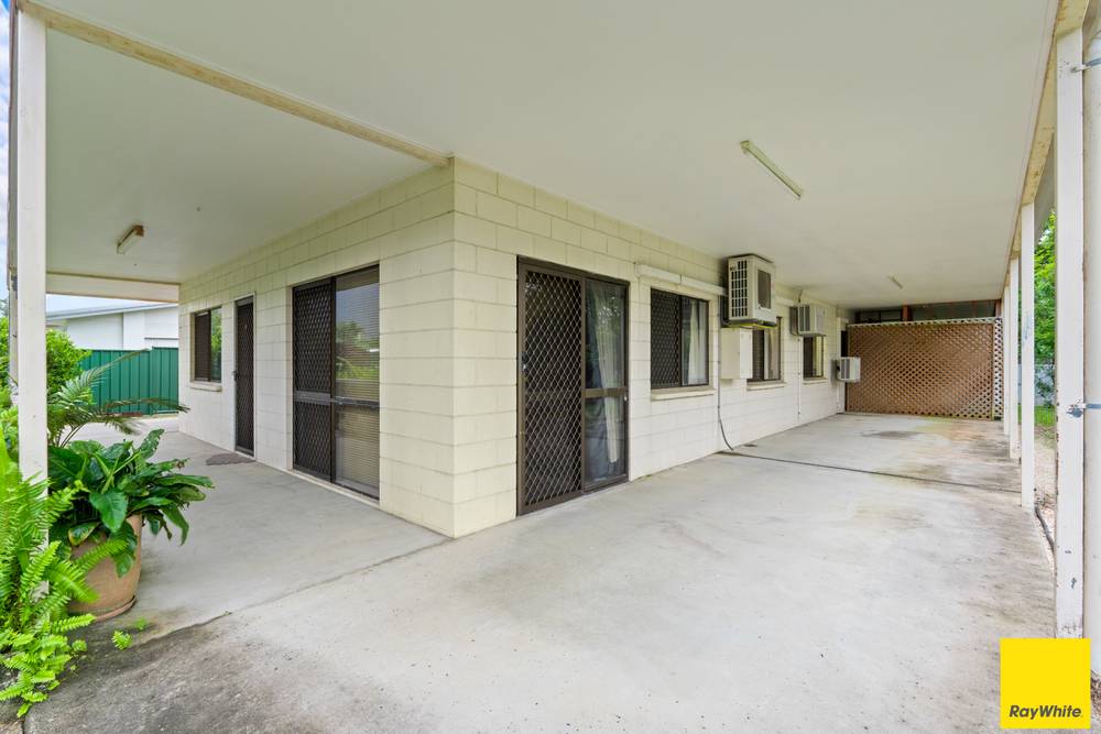 24 Golden Grove Drive, BENTLEY PARK, QLD 4869