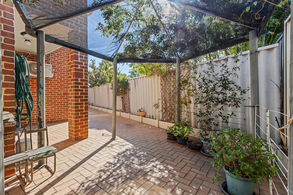 64A Moolyeen Road, BRENTWOOD, WA 6153
