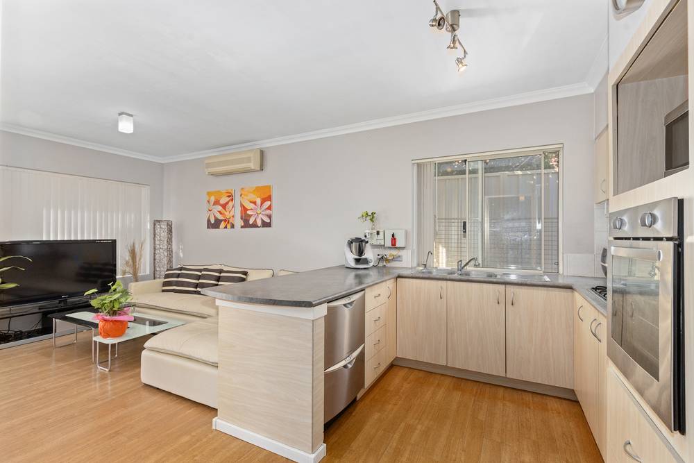 64A Moolyeen Road, BRENTWOOD, WA 6153