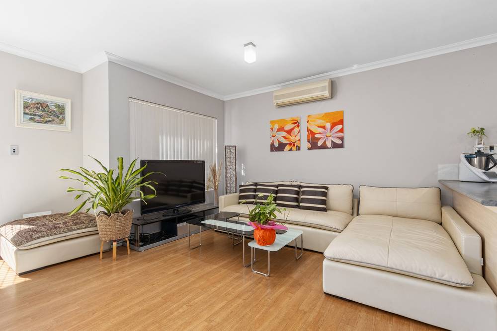 64A Moolyeen Road, BRENTWOOD, WA 6153
