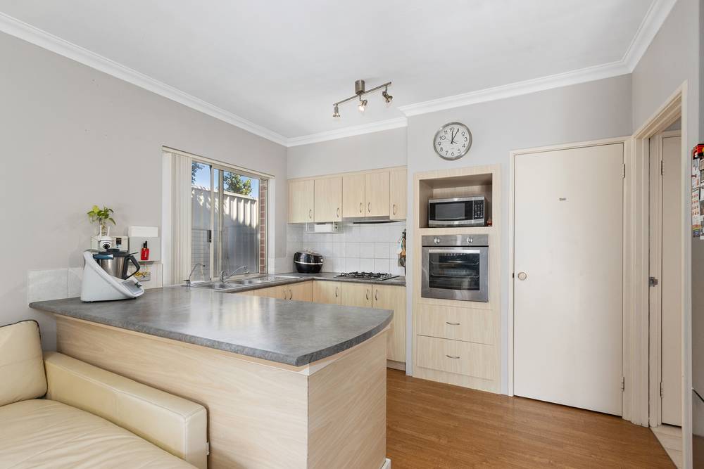 64A Moolyeen Road, BRENTWOOD, WA 6153