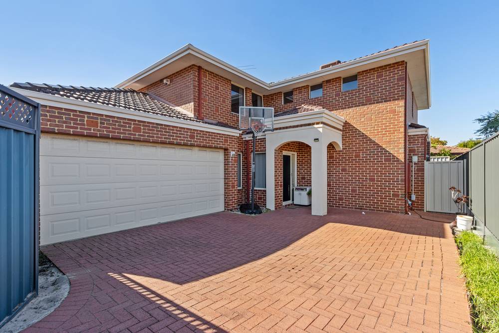 64A Moolyeen Road, BRENTWOOD, WA 6153