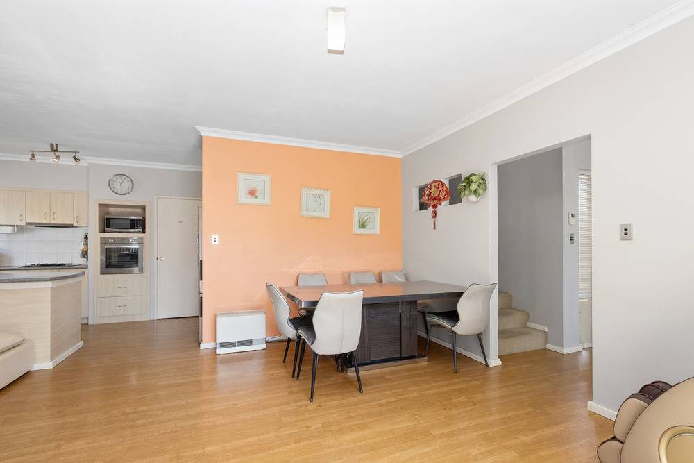 64A Moolyeen Road, BRENTWOOD, WA 6153