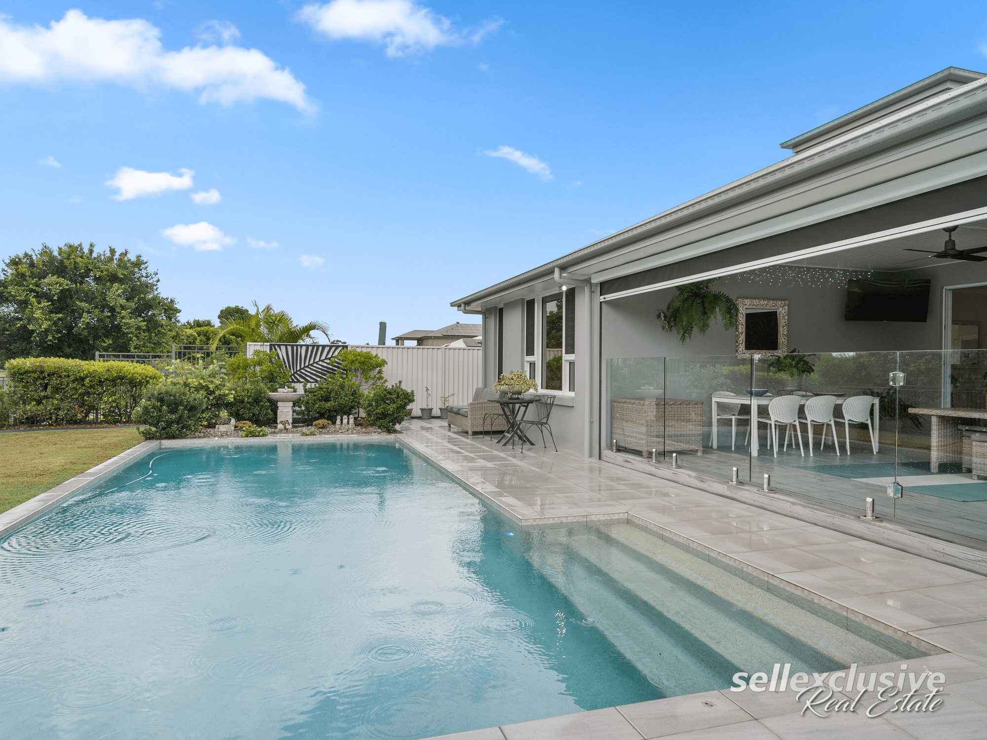 1 Caleana Close, Banksia Beach, QLD 4507