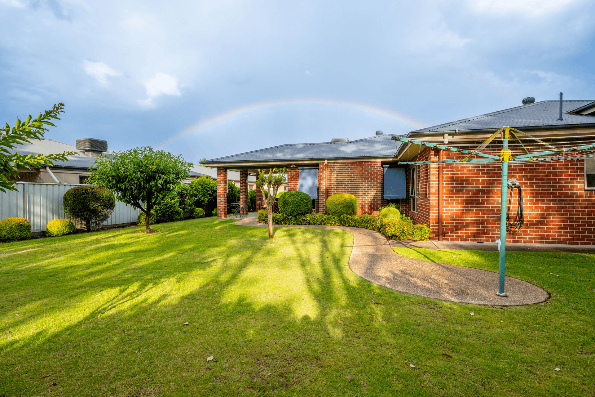 42 Golflinks Avenue, West Wodonga, VIC 3690