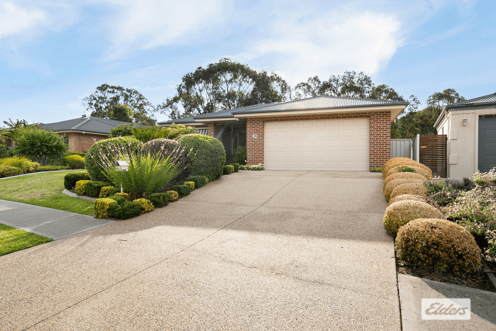 42 Golflinks Avenue, West Wodonga, VIC 3690