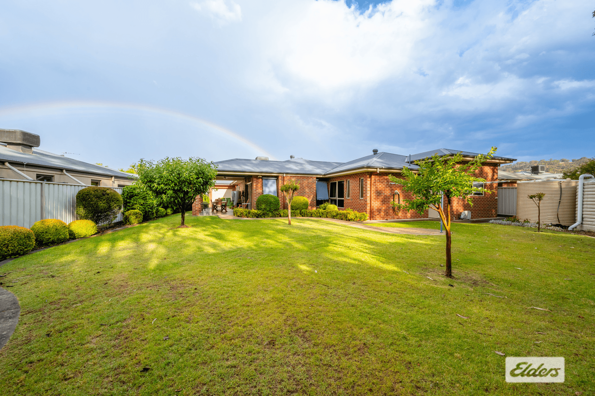 42 Golflinks Avenue, West Wodonga, VIC 3690