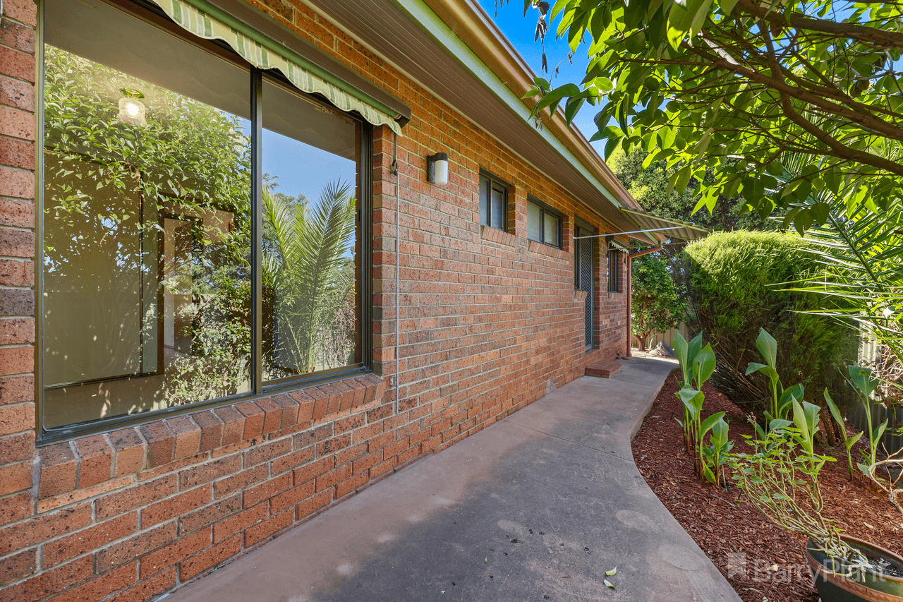 3/1 Holland Court, Kennington, VIC 3550