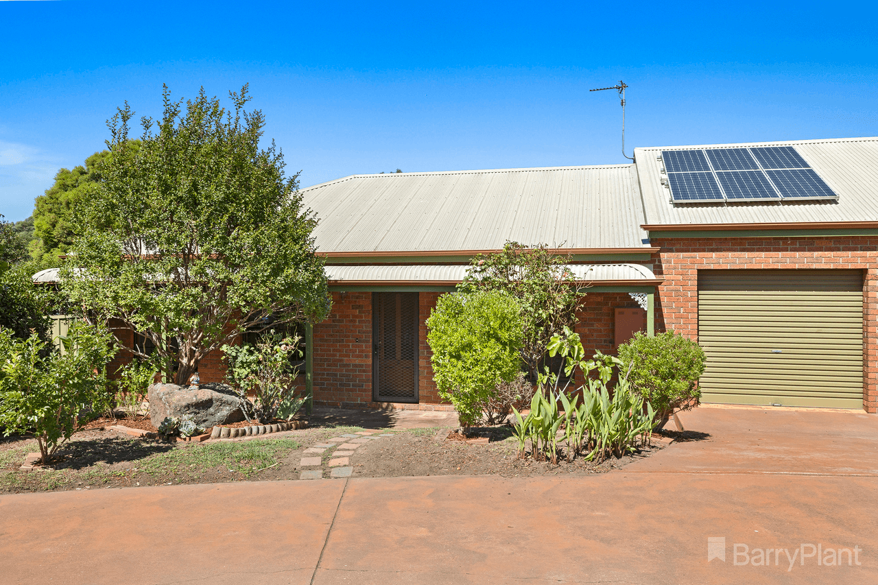 3/1 Holland Court, Kennington, VIC 3550