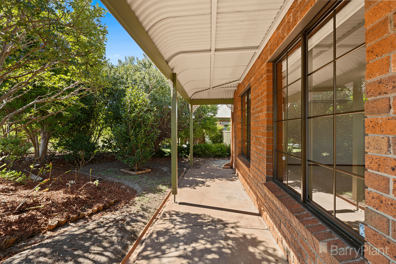 3/1 Holland Court, Kennington, VIC 3550